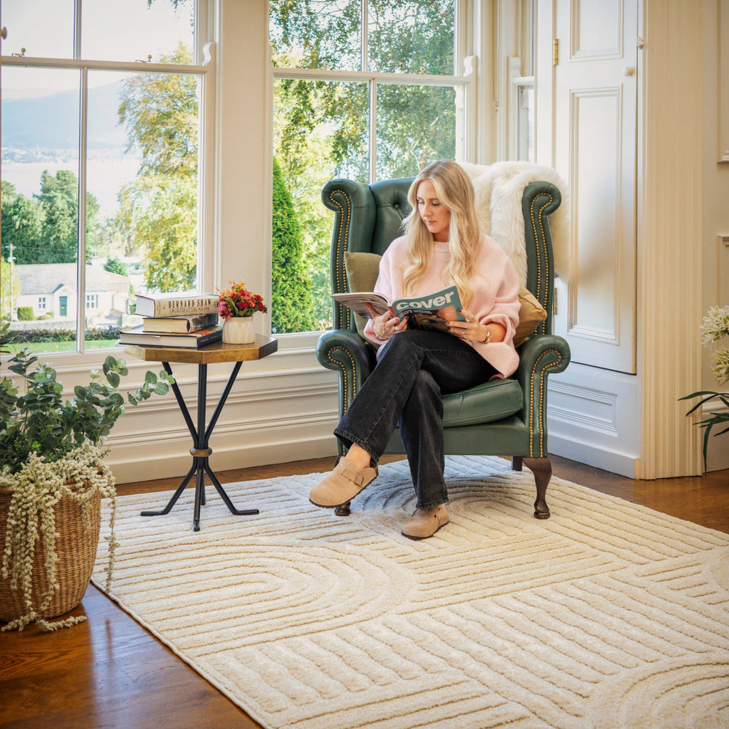 Warm White Wabi Sabi Rug - Bow