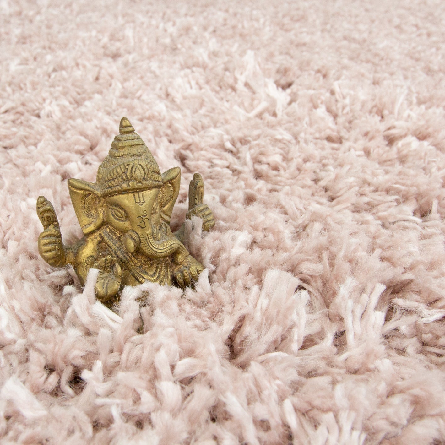 Soft Everyday Blush Pink Shaggy Rug