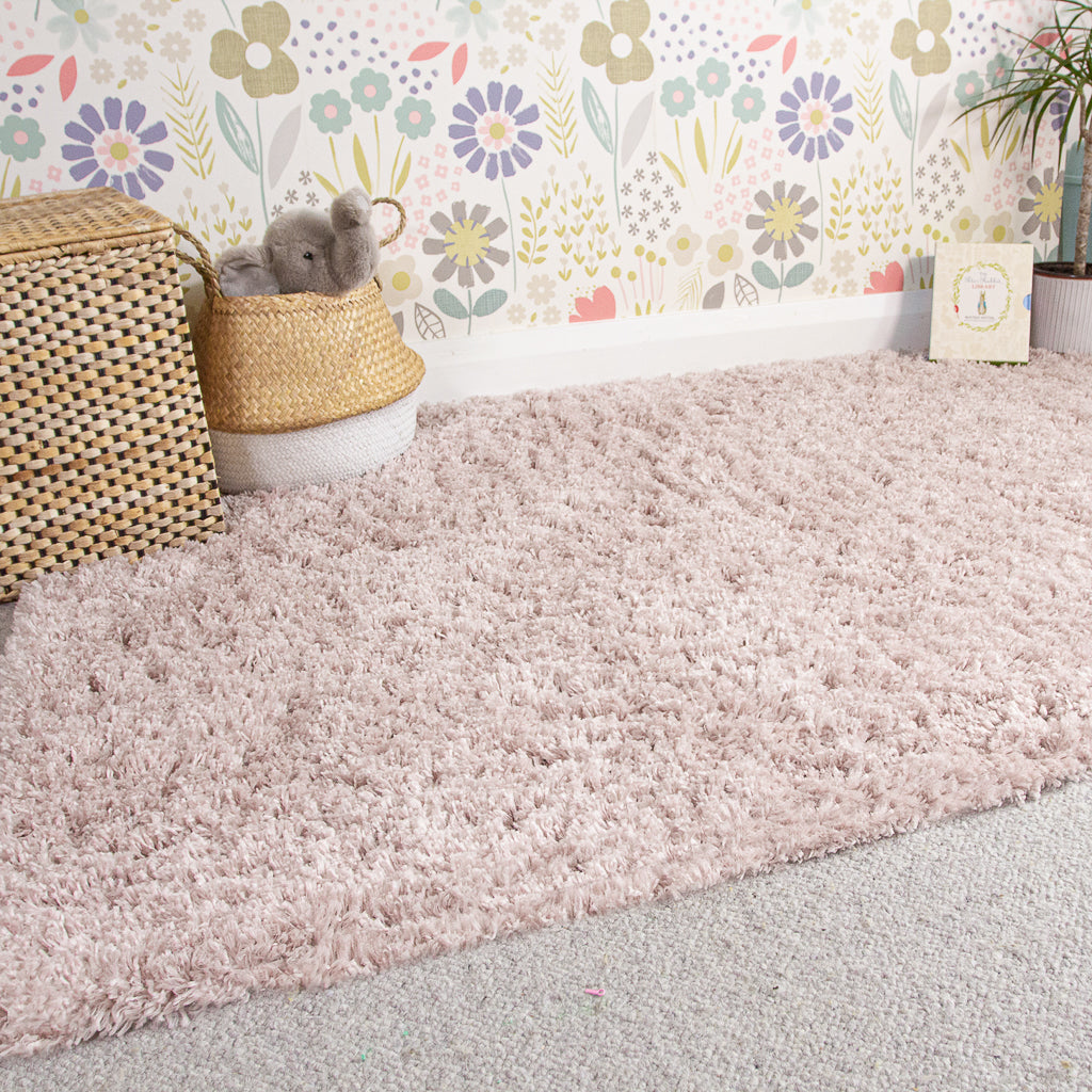 Soft Everyday Blush Pink Shaggy Rug