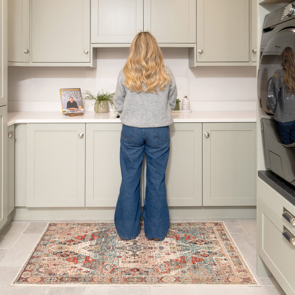 Traditional Medallion Washable Rug - Hue