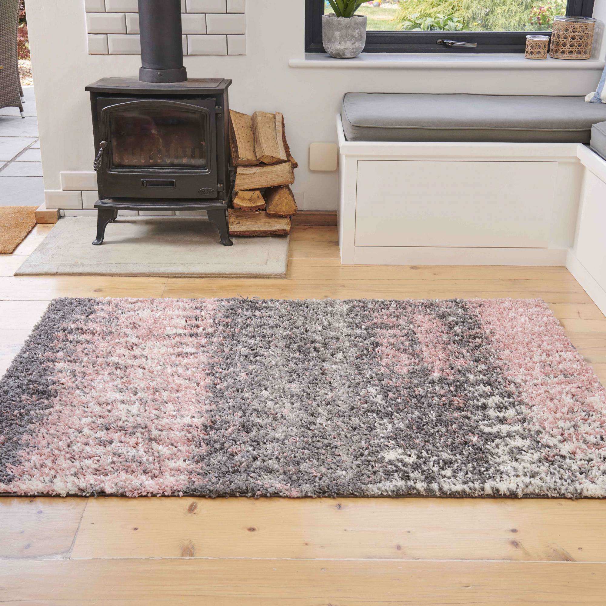 Blush Distressed Textured Shaggy Rug