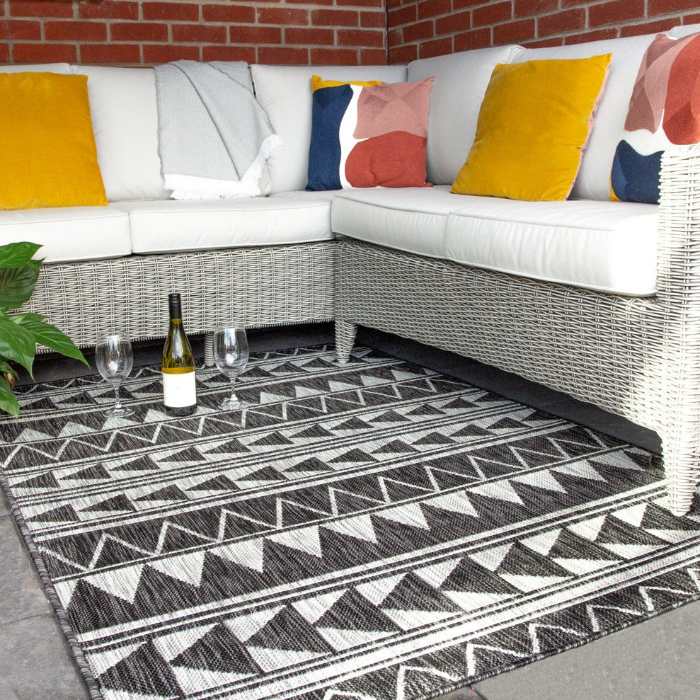 Charcoal Tribal Print Indoor Outdoor Rug - Callow