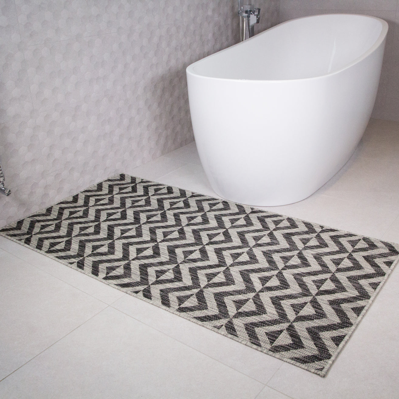 Charcoal Geometric Indoor Outdoor Rug - Rapture