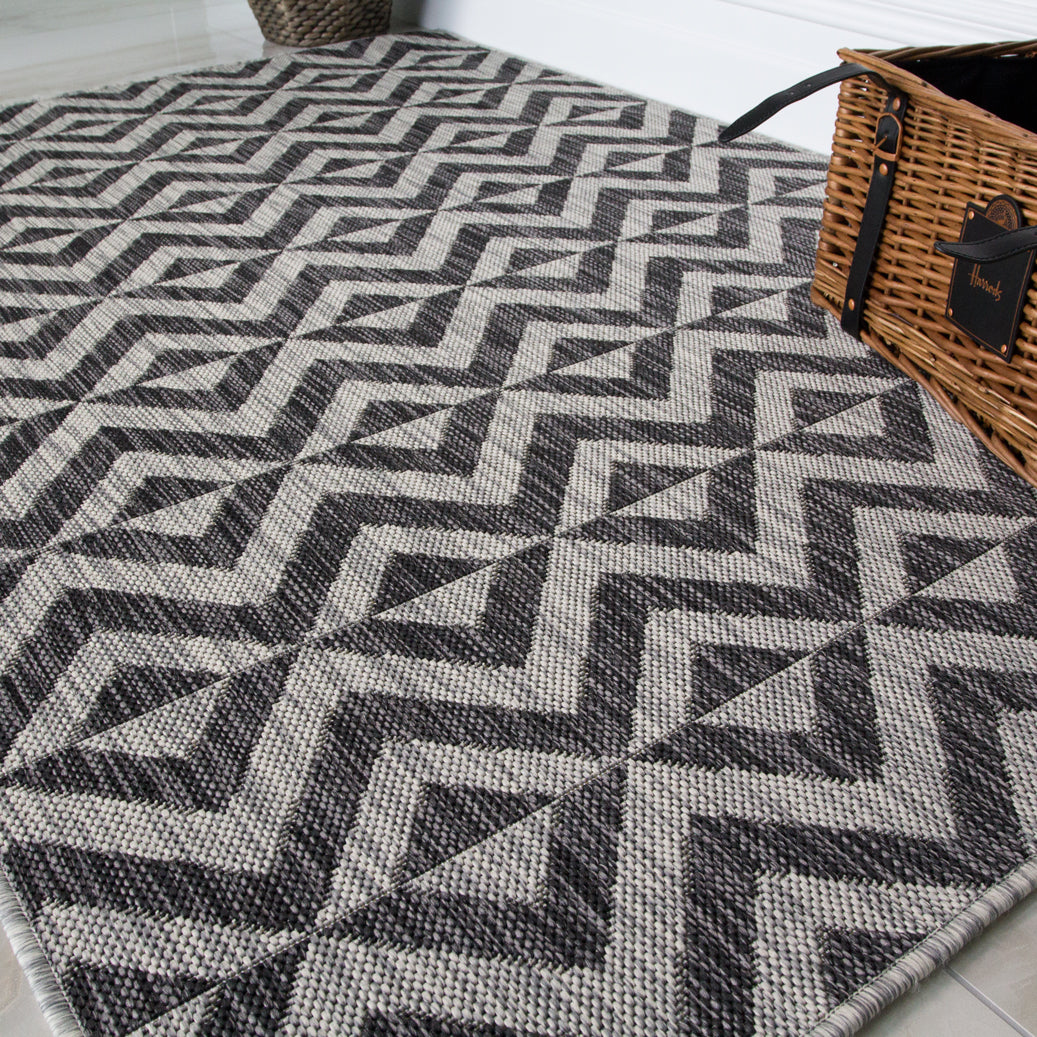 Charcoal Geometric Indoor Outdoor Rug - Rapture