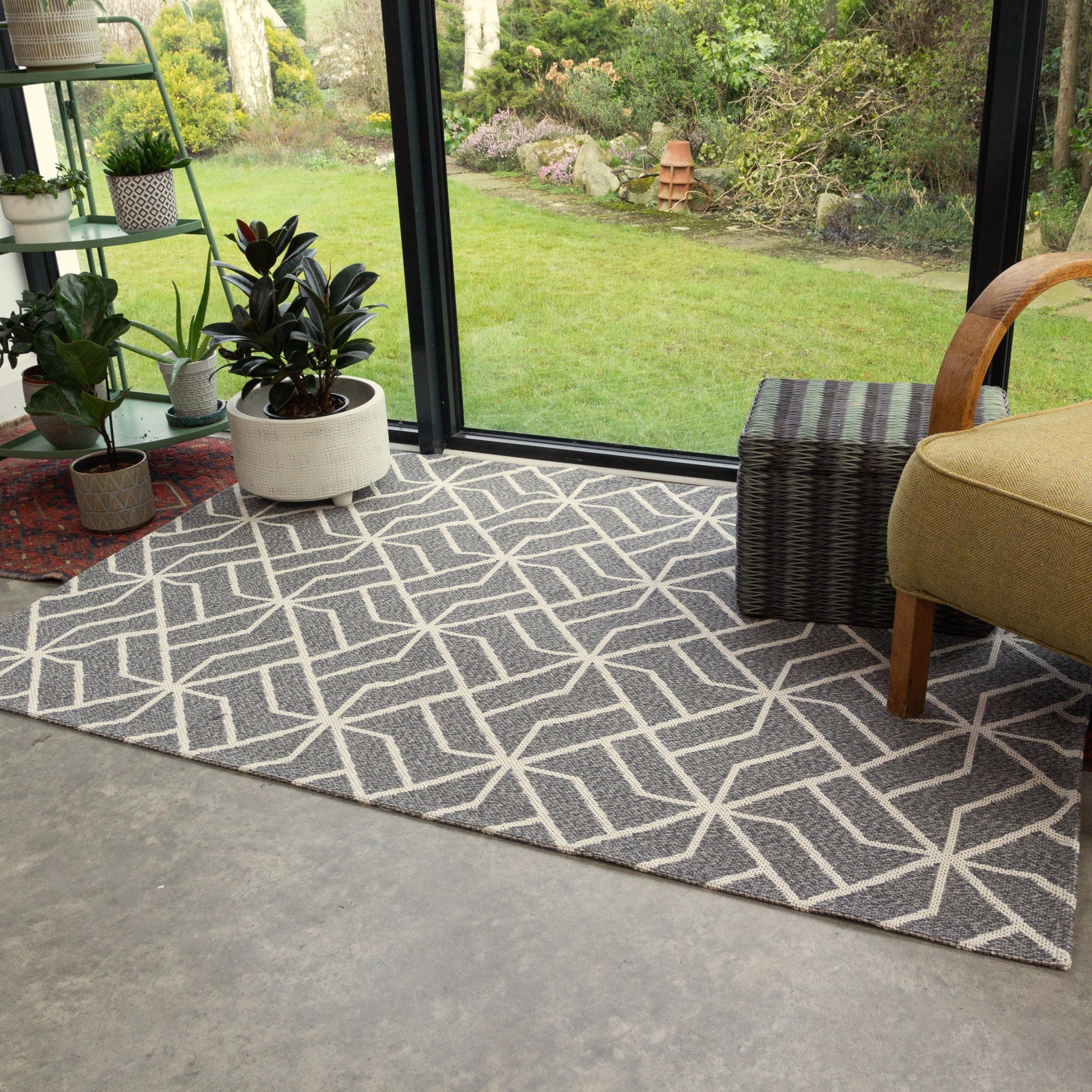 Grey Geometric Woven Sustainable Recycled Cotton Rug