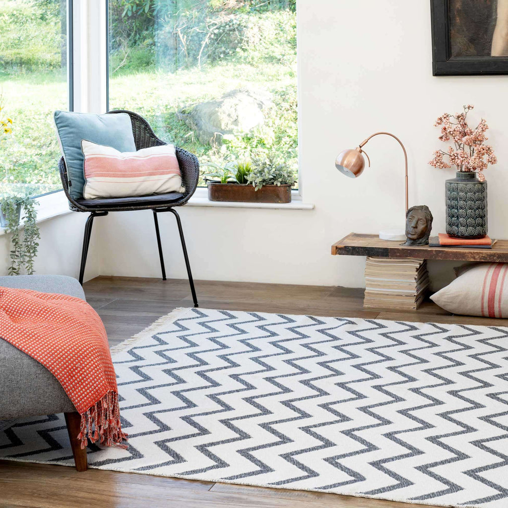 Reversible Cotton Cream Chevron Rug