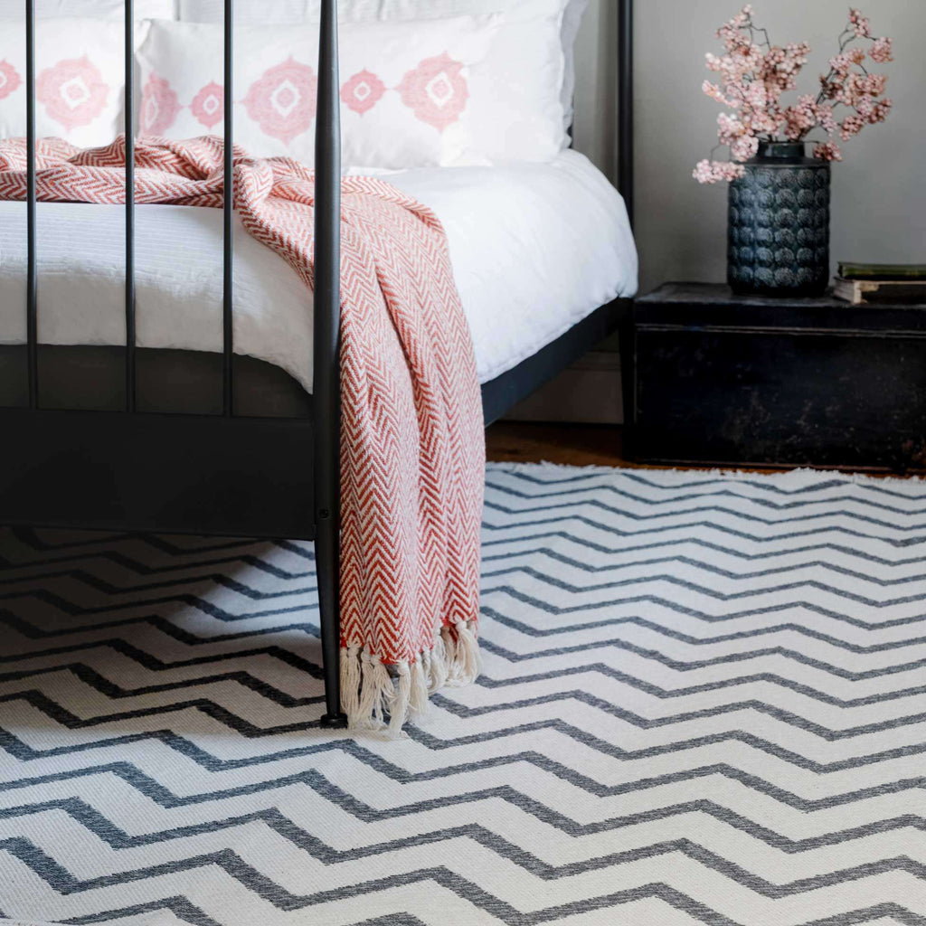 Reversible Cotton Cream Chevron Rug
