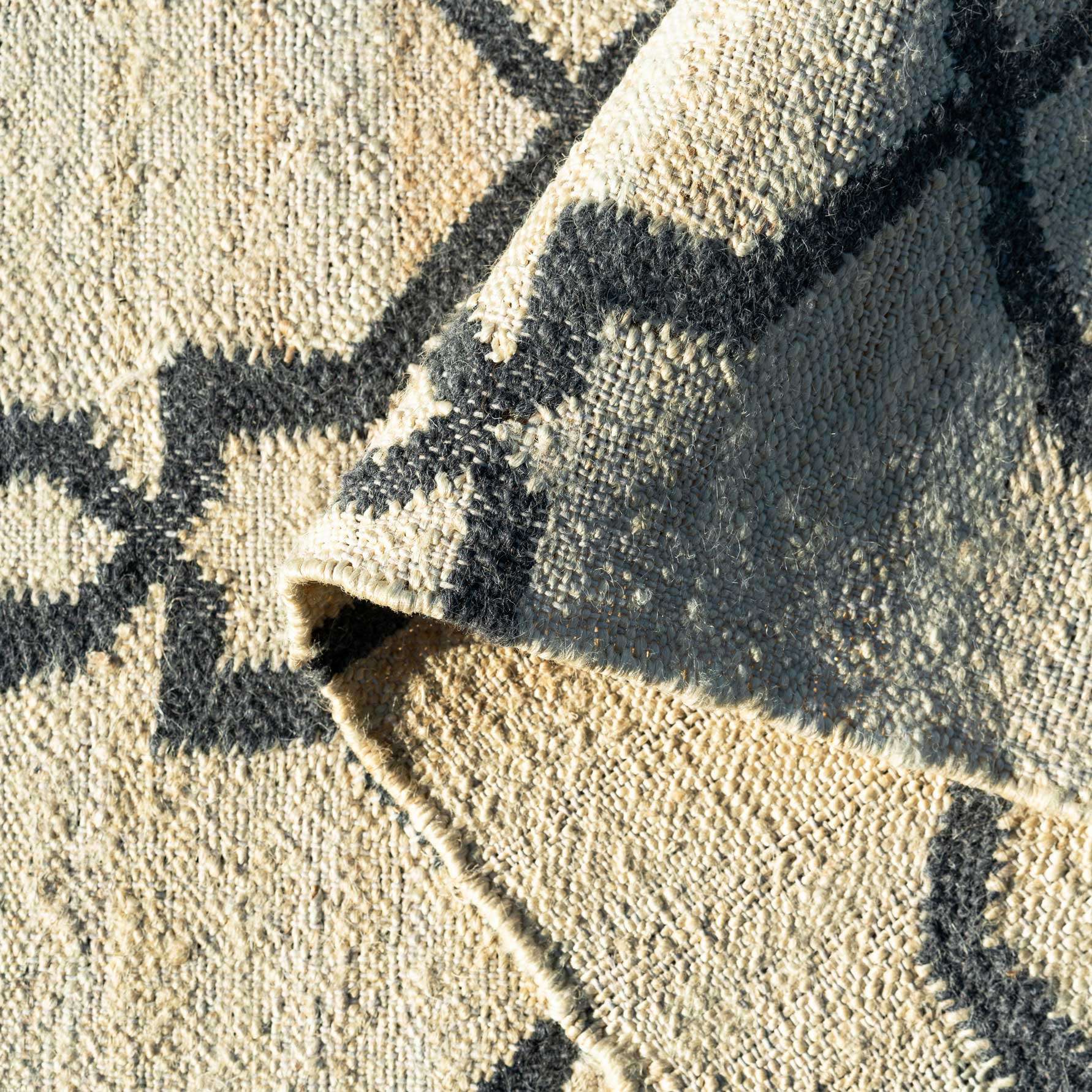 Cream Trellis Natural Jute Area Rug - Trellis