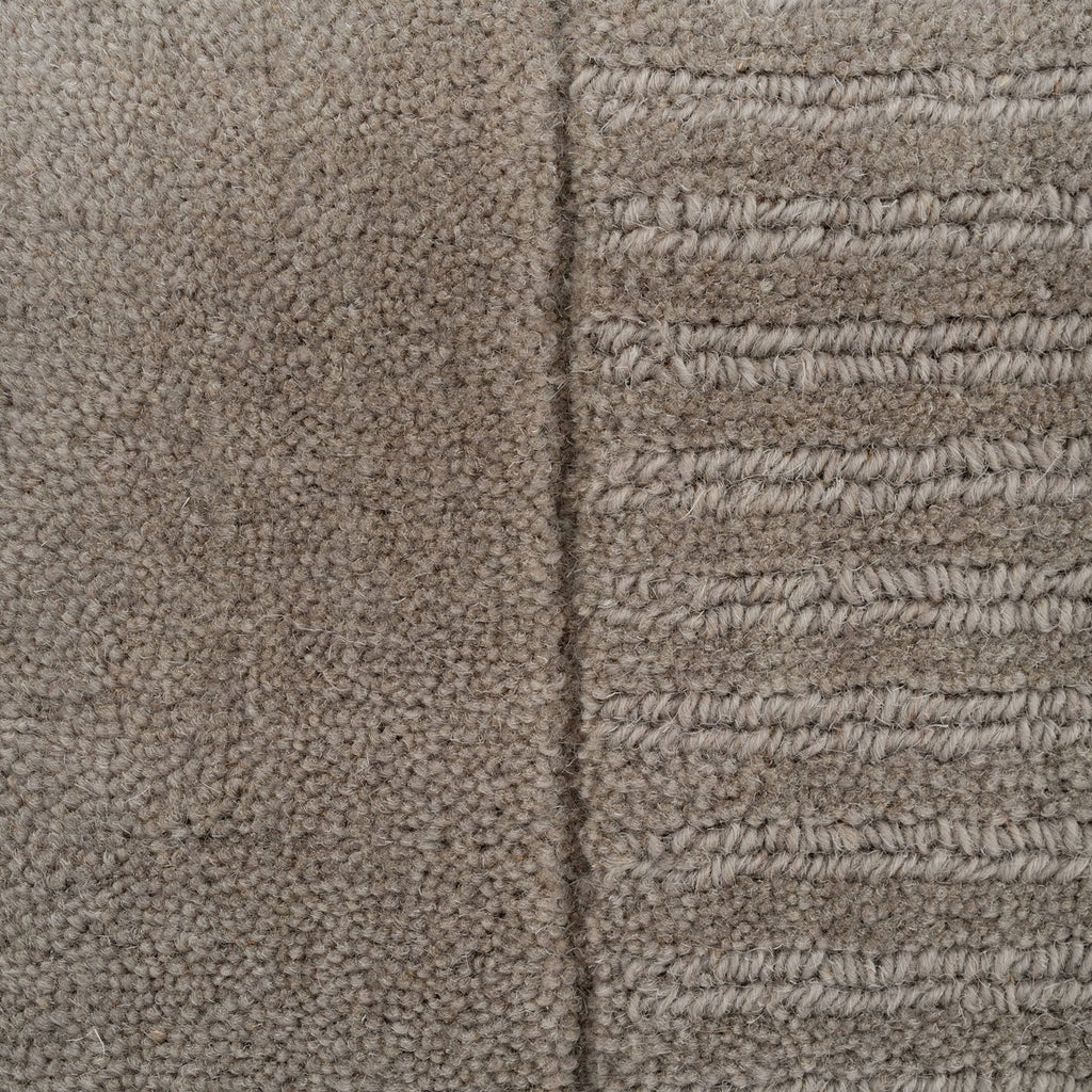 Grey Bordered Wool Rug - Olann Grey