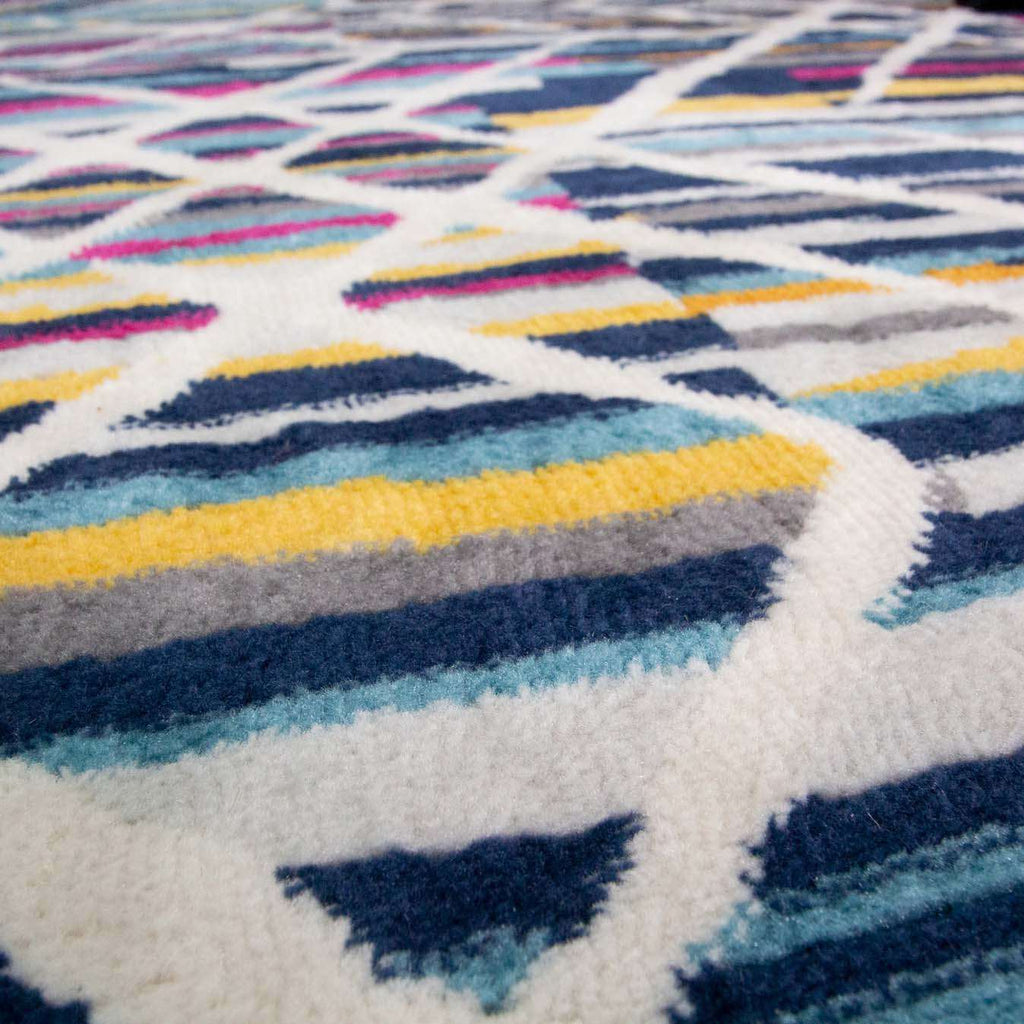 Colourful Geometric Strokes Pattern Runner Rug