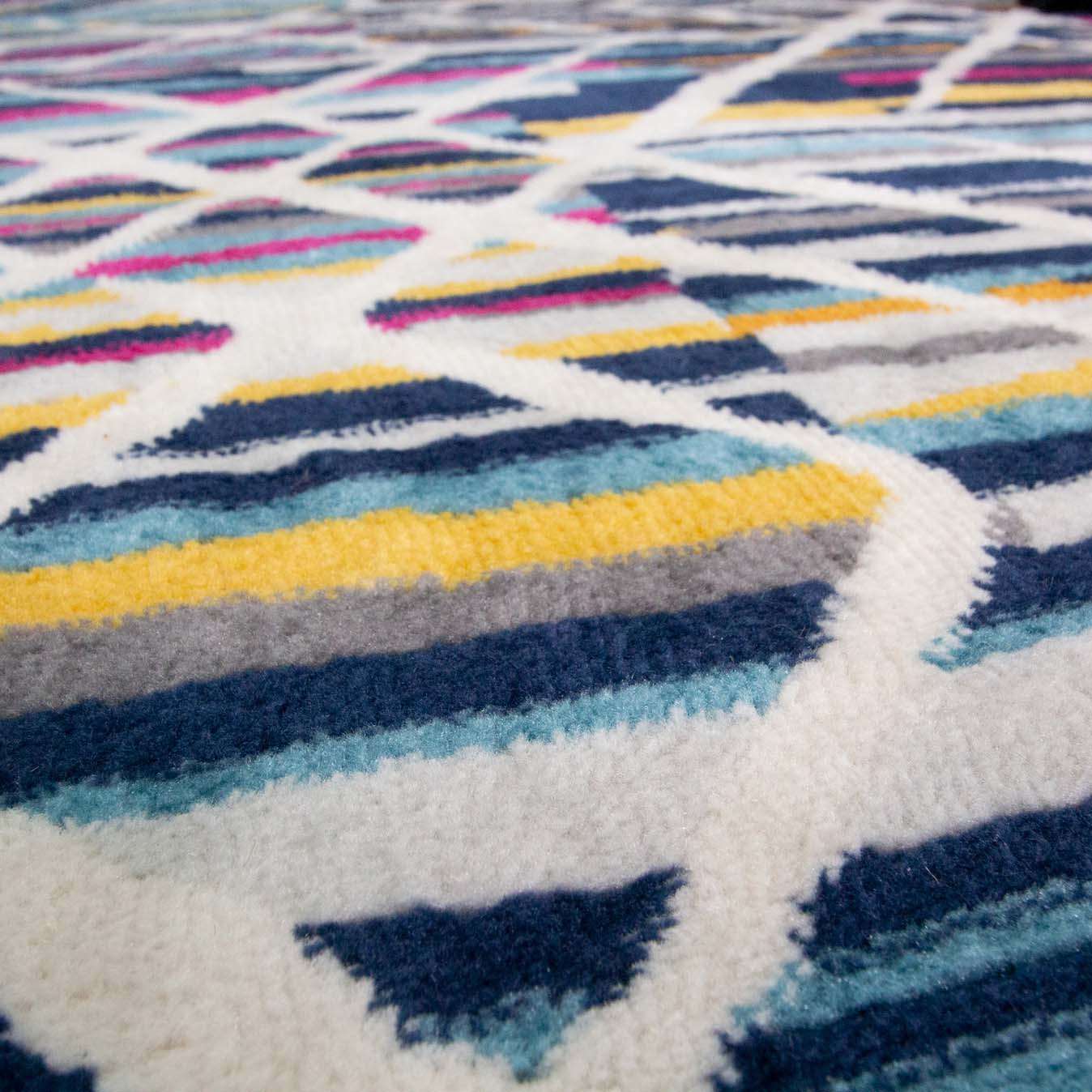 Colourful Geometric Strokes Pattern Runner Rug