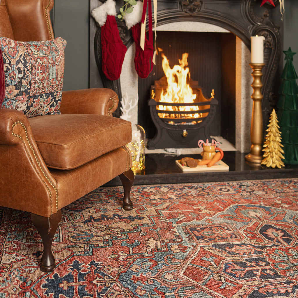 Flatwoven Washable Red Distressed Traditional Rug - Savanna