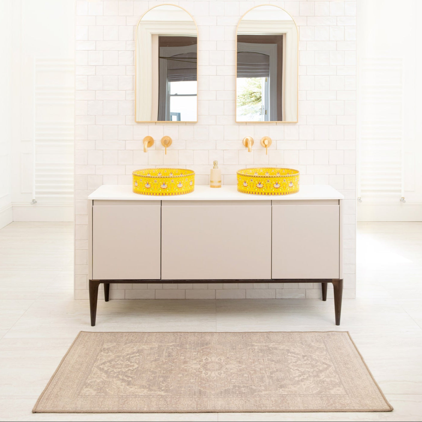 Soft Washable Beige Bathroom Mat - Mariana