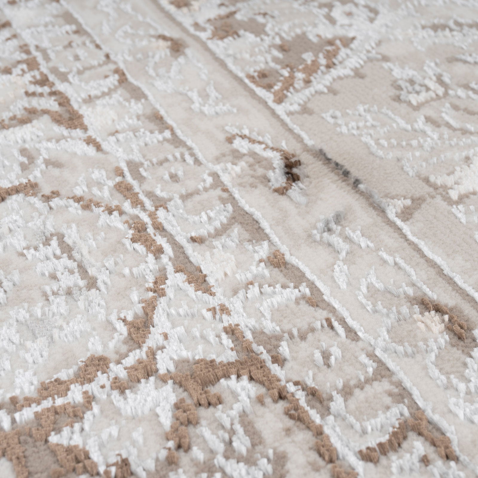 Elegant Tapestry Runner Rug - Ishana