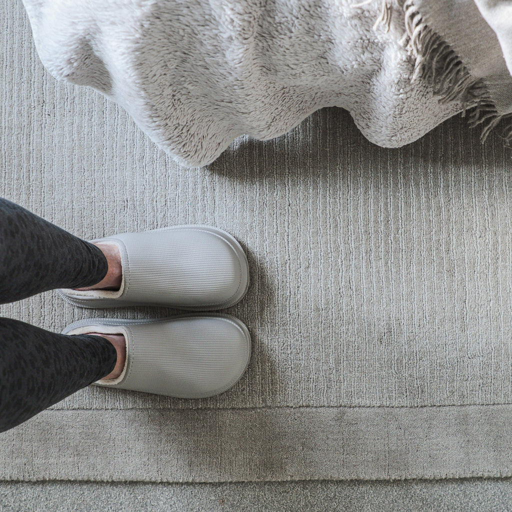 Grey Bordered Wool Rug - Olann Grey