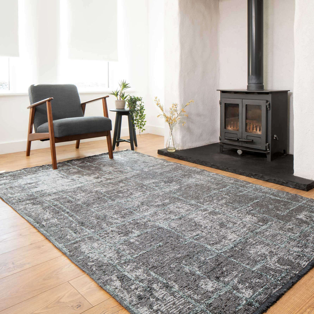 Reversible Distressed Dark Grey Area Rug - Maze