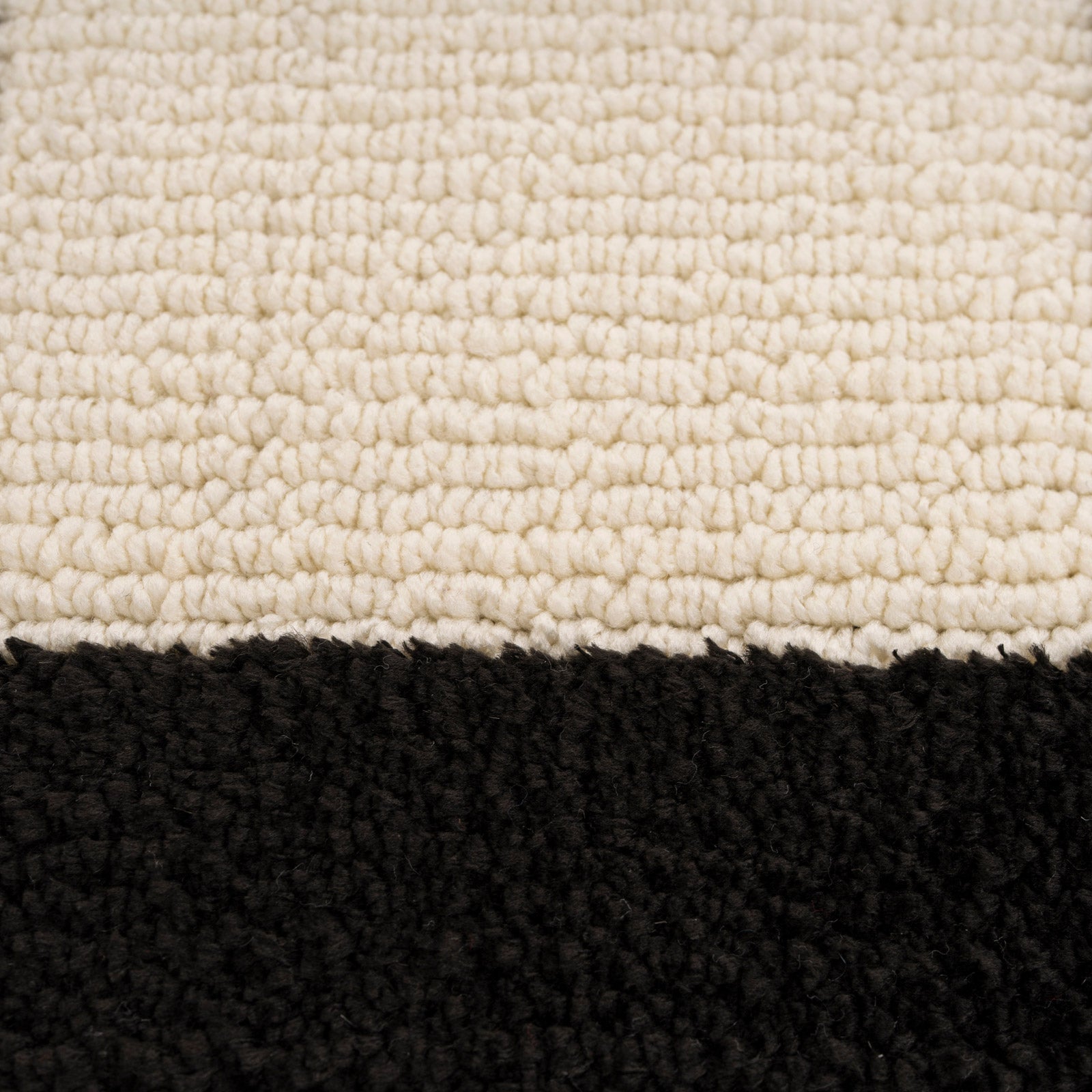Black Checkerboard Runner - Ebony
