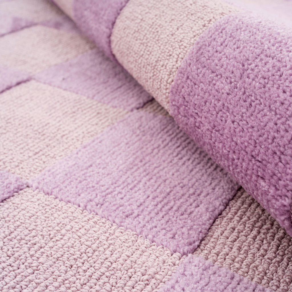 Retro Lavender Checkerboard Rug - Maze