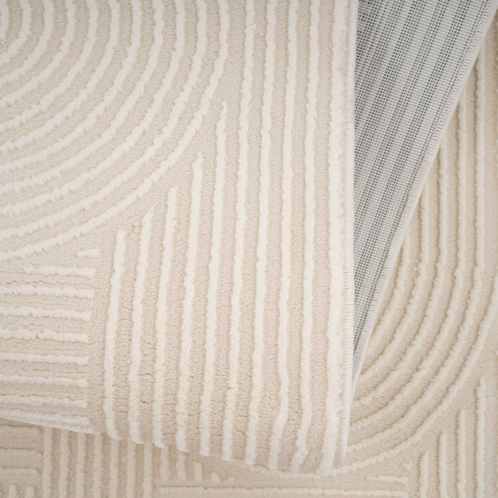 Luxury Retro Cream Rug - Escape