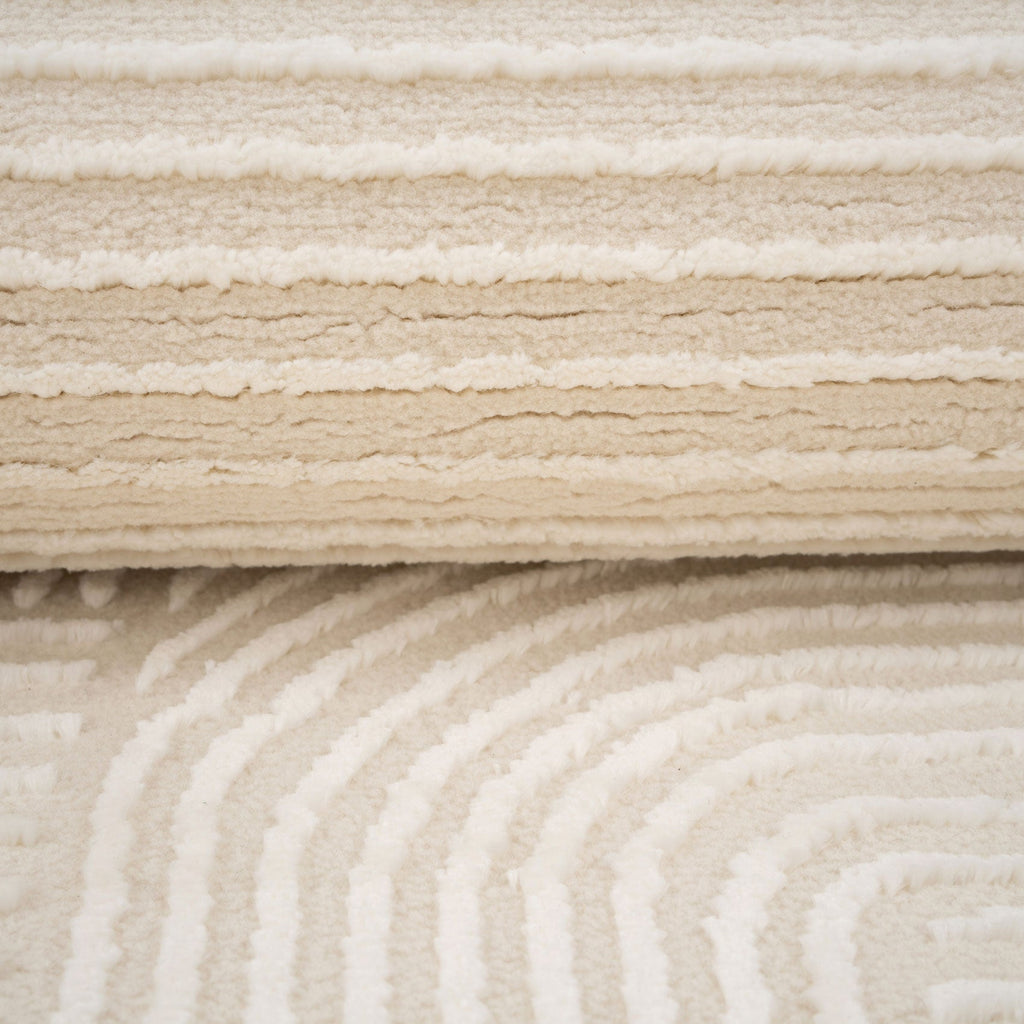 Luxury Retro Cream Rug - Escape