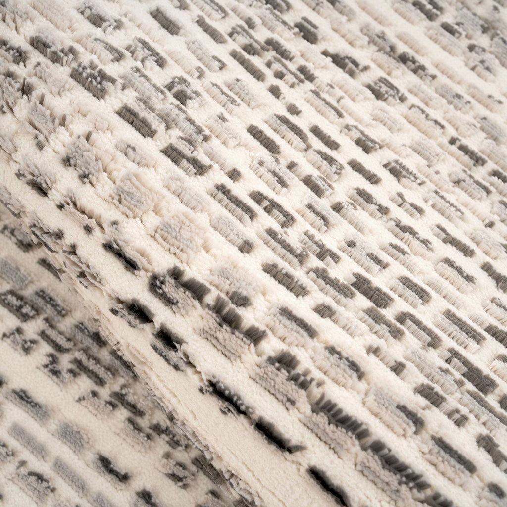 Luxury Chic Grey Rug - Rest