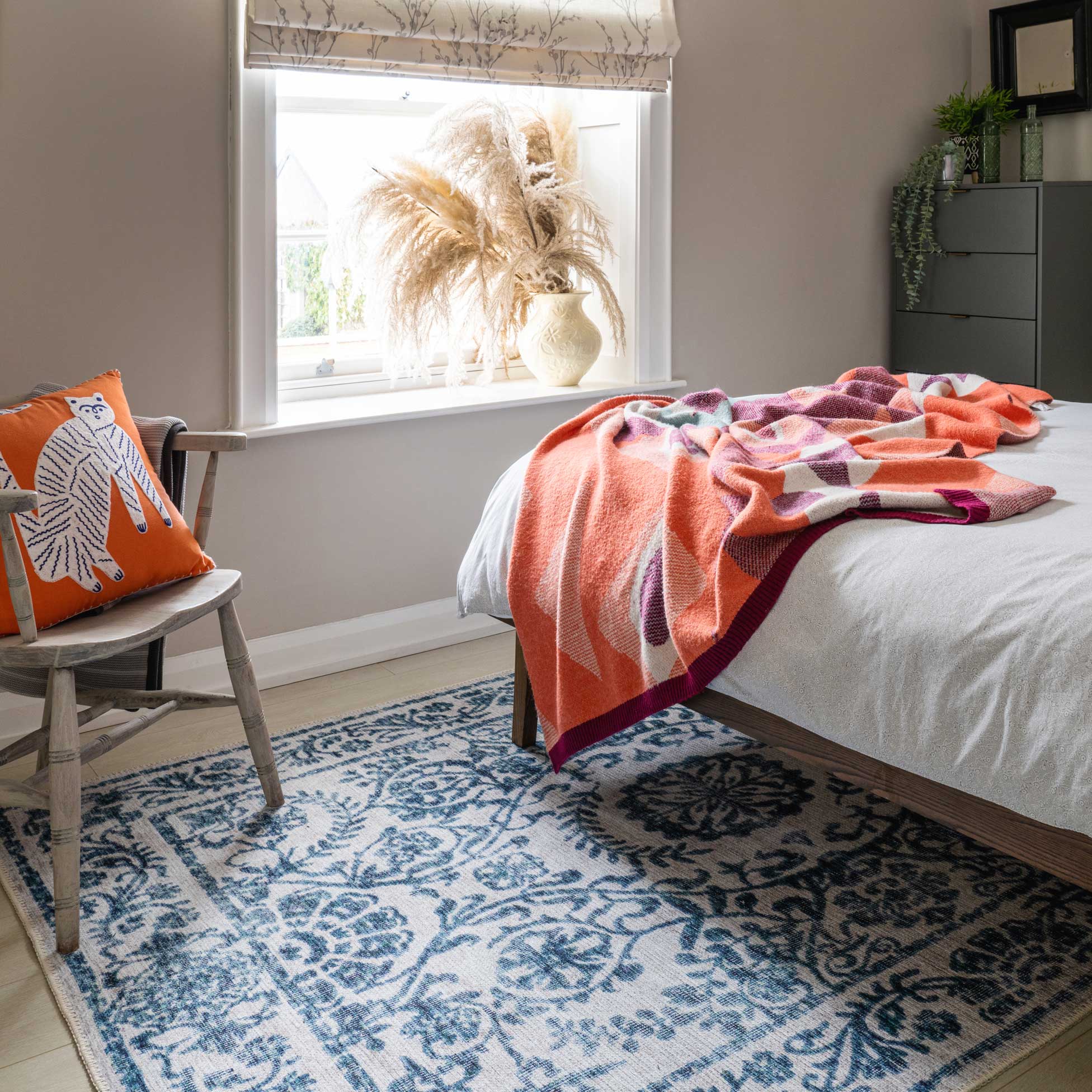 Flatwoven Washable Distressed Blue Damask Runner - Bala