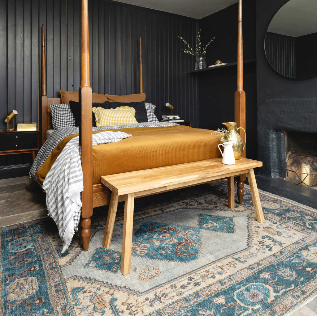 Flatwoven Washable Distressed Teal Bordered Rug - Cyrus